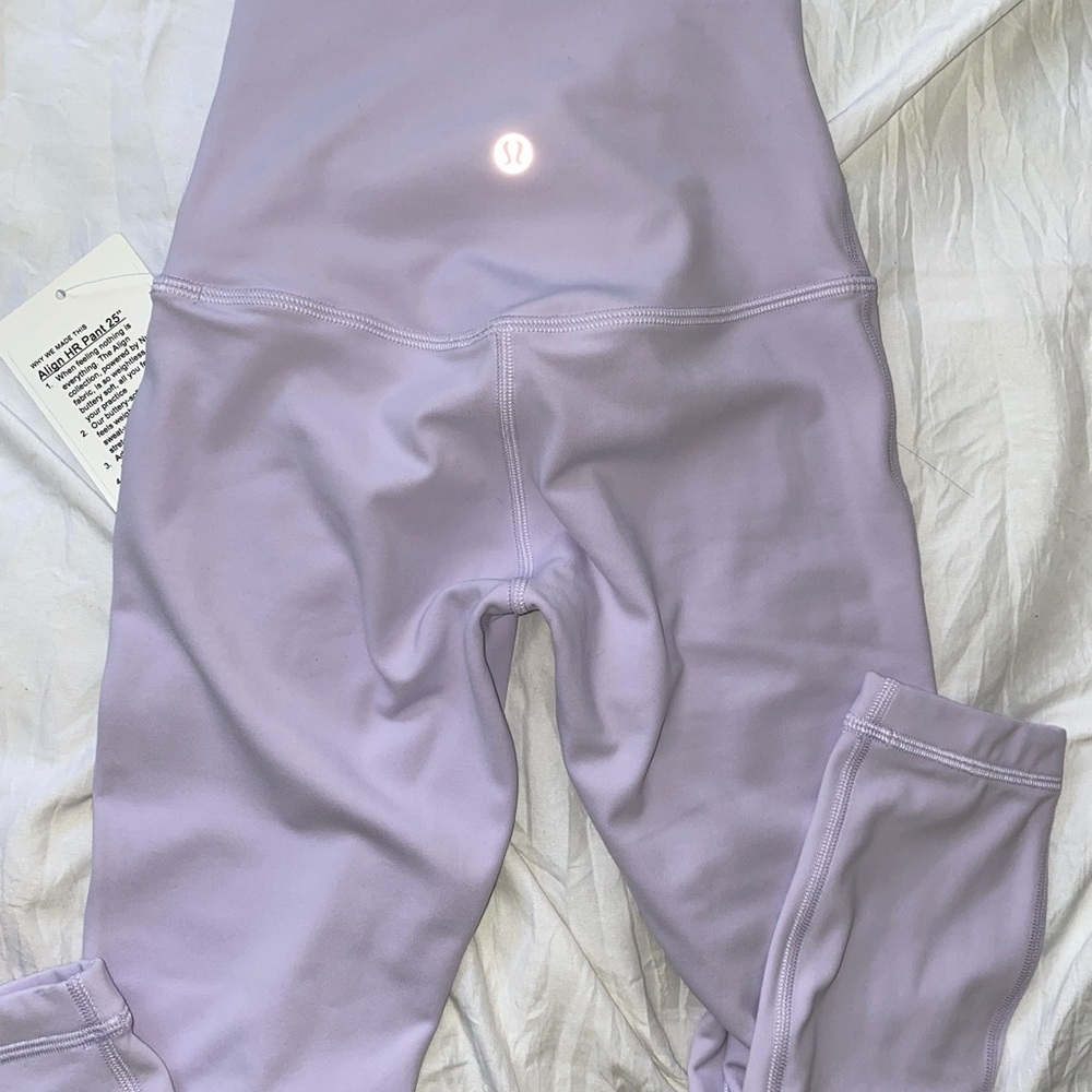 LULULEMON - Picture 5 of 6